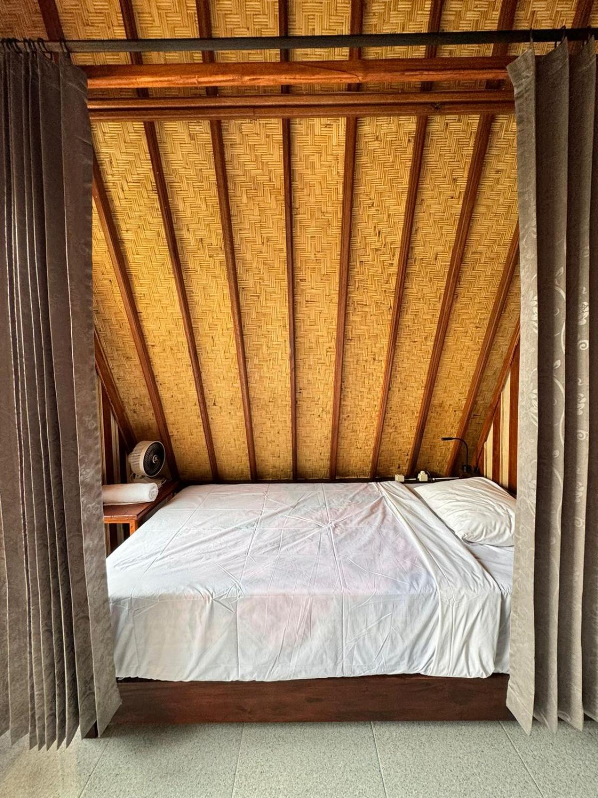 Puri Pilihani Hostel มุนดุก ห้อง รูปภาพ